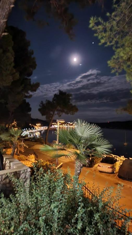 Apartments & Rooms Bianca มาลีโลชินจ์ ภายนอก รูปภาพ