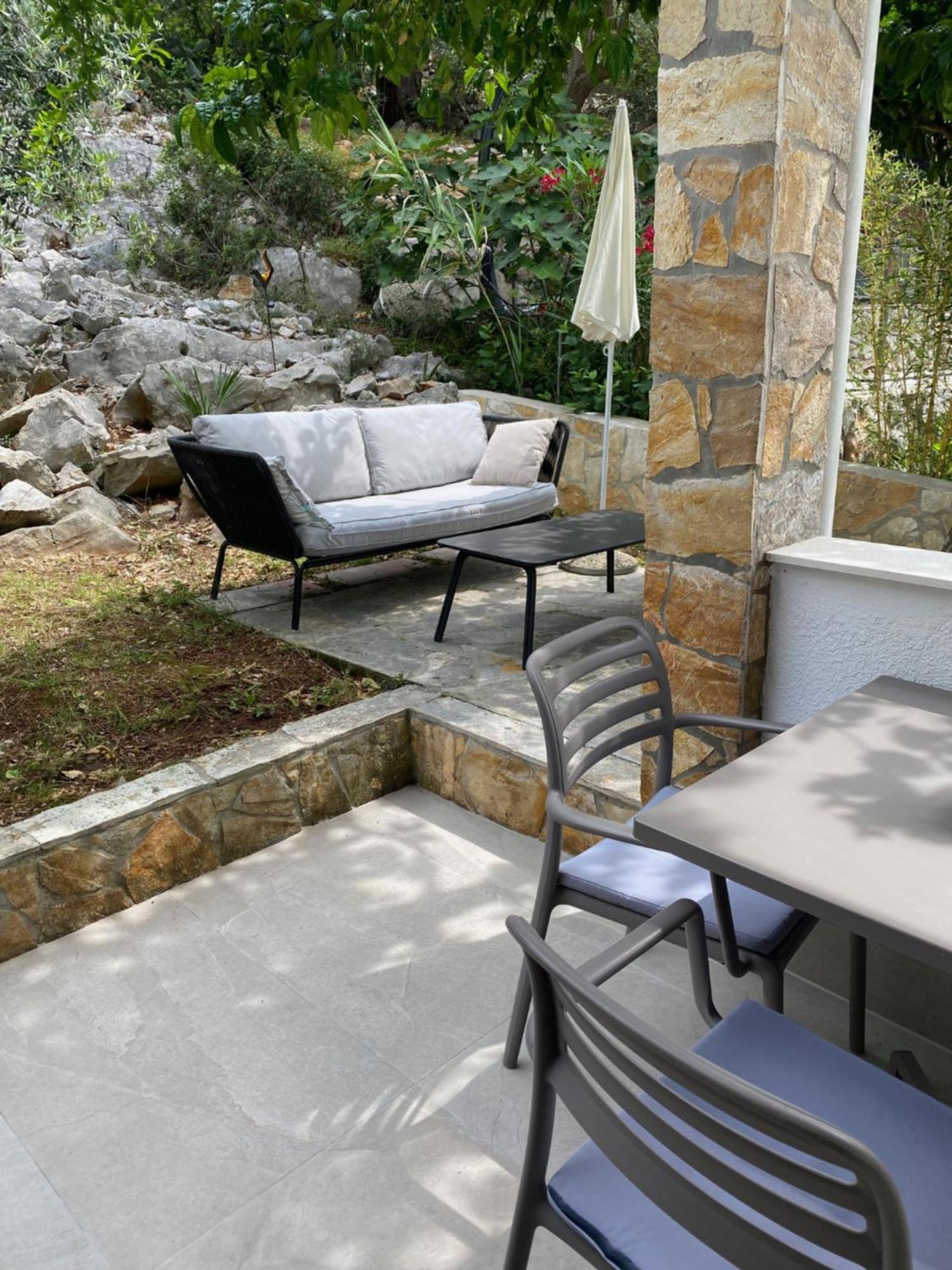 Apartments & Rooms Bianca มาลีโลชินจ์ ภายนอก รูปภาพ