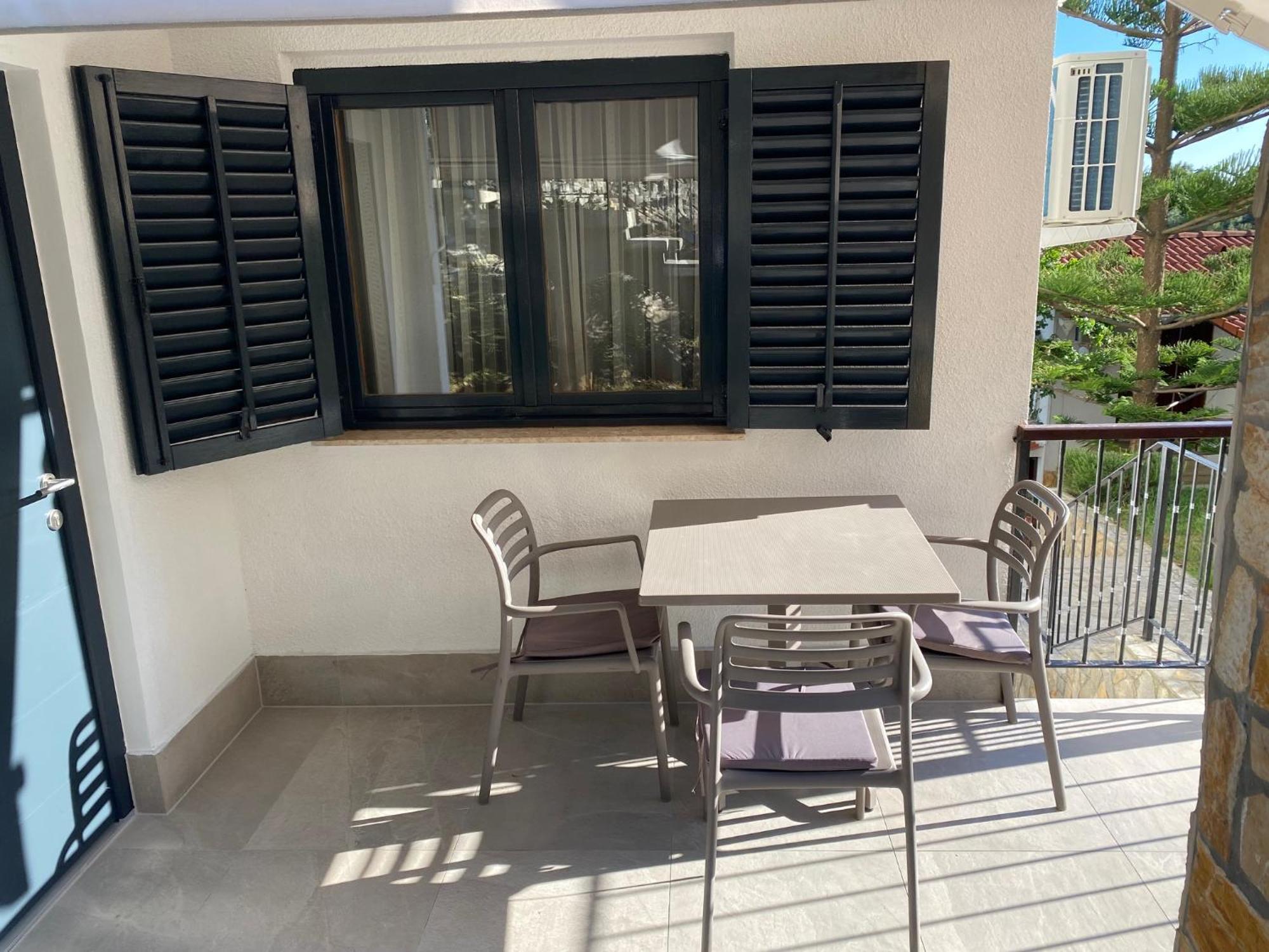 Apartments & Rooms Bianca มาลีโลชินจ์ ภายนอก รูปภาพ