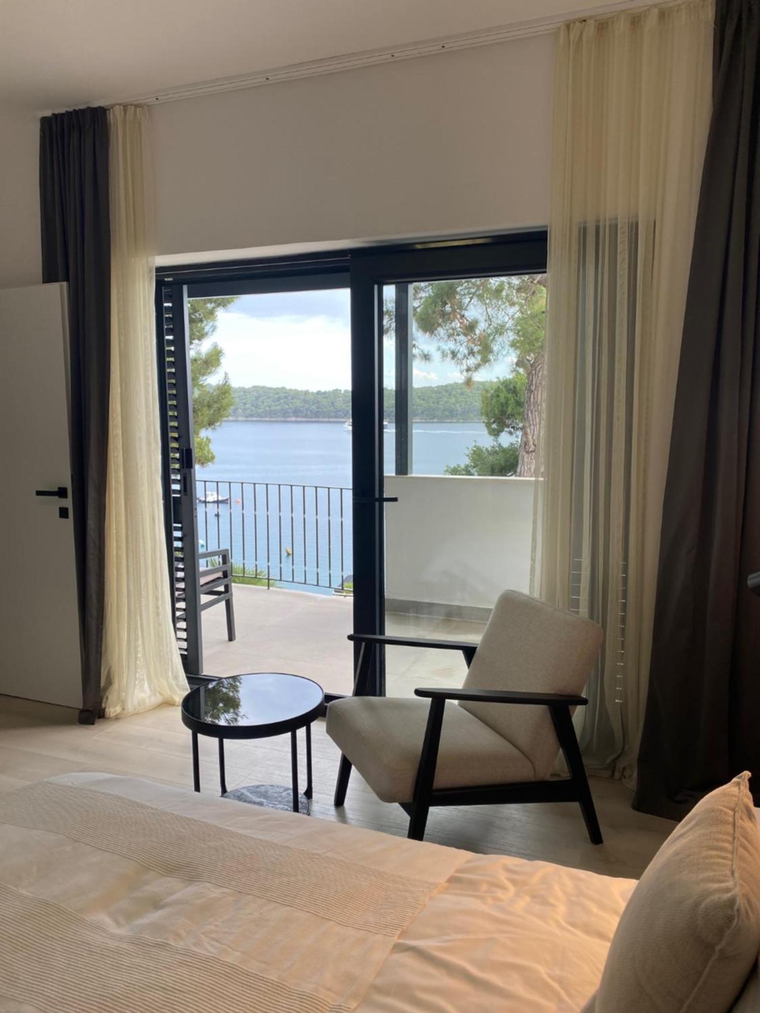 Apartments & Rooms Bianca มาลีโลชินจ์ ภายนอก รูปภาพ